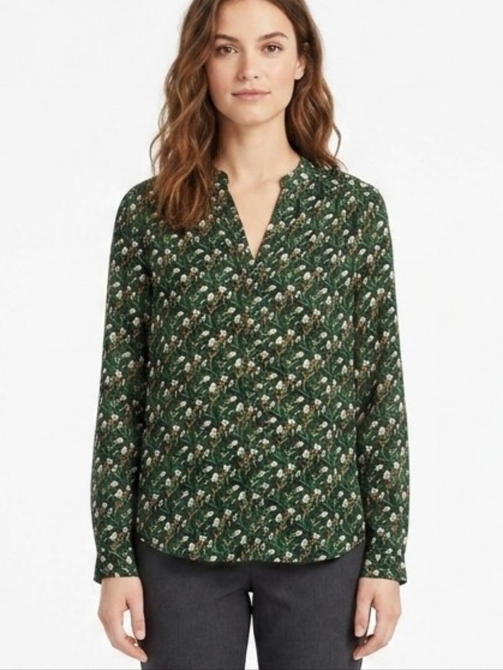 Cabi Garden Blouse Style 4337 Green Floral Sheer V-Neck Top Size M Peasant